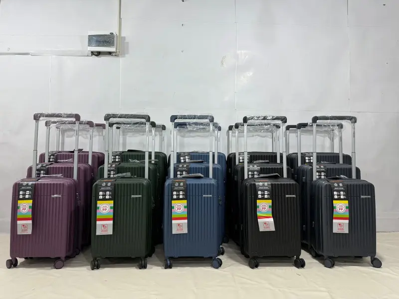 YIQICCOOL TROLLEY SET 3 PCS 20CM,24CM,28CM 8050 